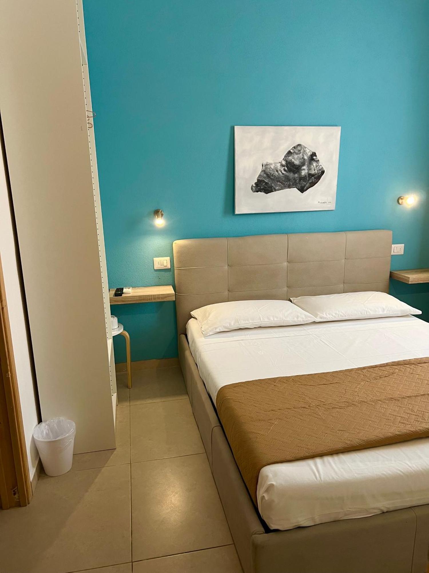 Les Chambres De Francoise Guest House Olbia Eksteriør bilde